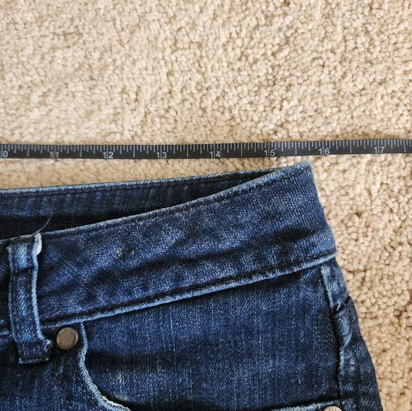 Elle Paris Ladies Blue Denim Shorts 💙 size 8 - Picture 3 of 7